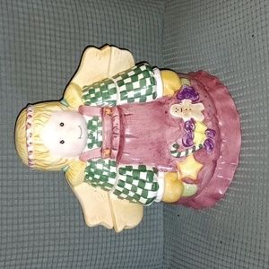 Angel cookie jar (110623A).